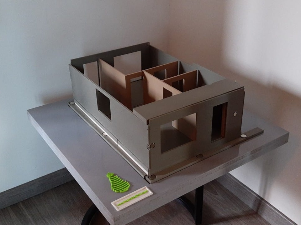 3D Printing Limburg | https://www.3dprintinglimburg.nl/files/afbeeldingen/portfolio/Jongen Bouwpartners3 Cropped.jpg